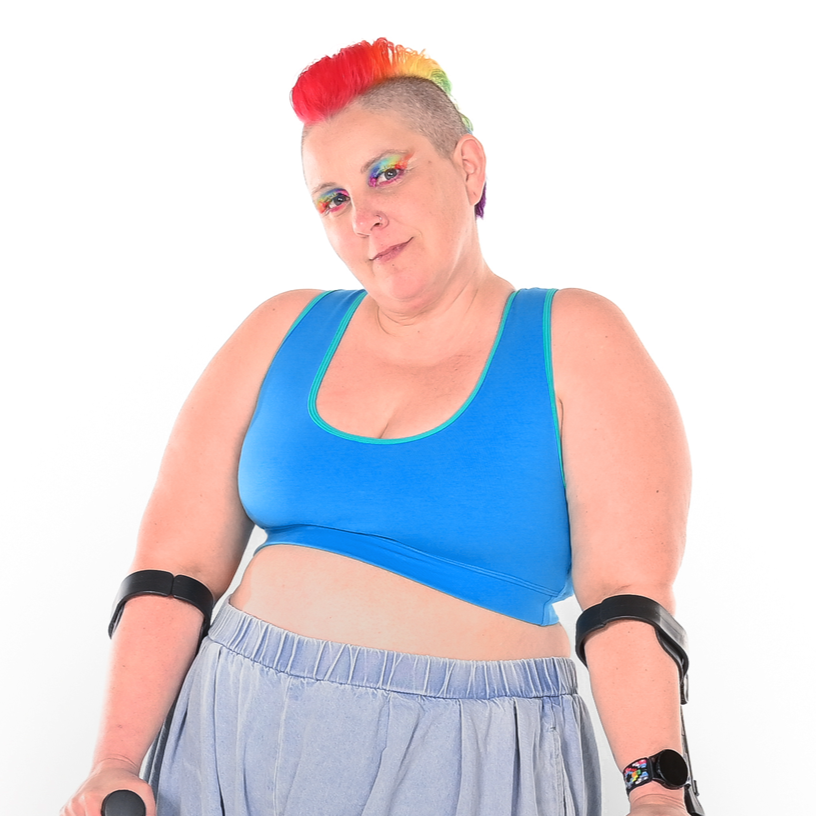 Kirsty is wearing a Lagoon teal aqua bralette