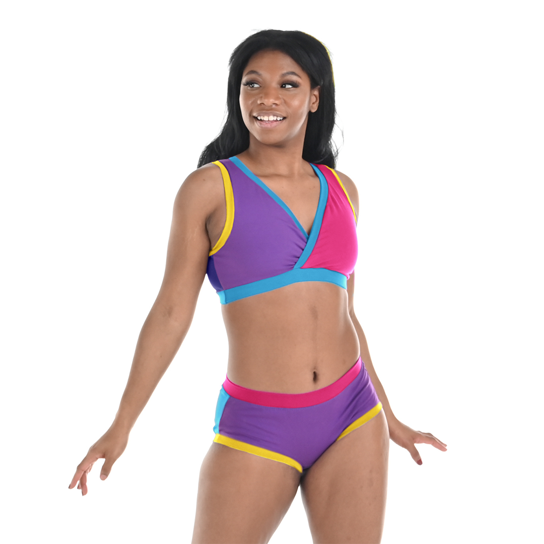 Precious is wearing a Remix molke original bra and mid rise briefs